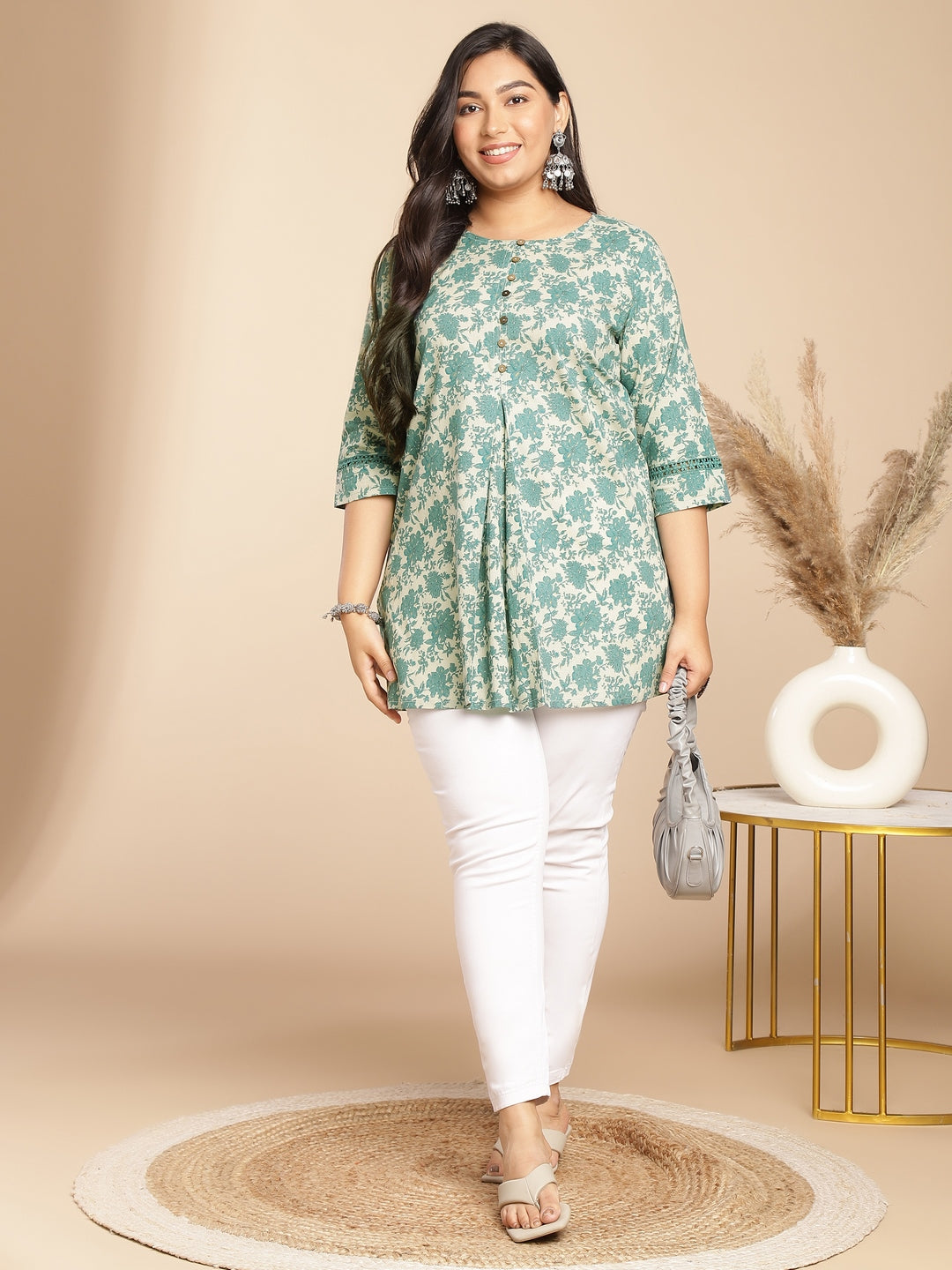 A-Line Cambric Sage Floral Round Neck Tunic